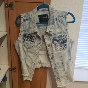 MAURICES XL SLEEVELESS JEAN JACKET
